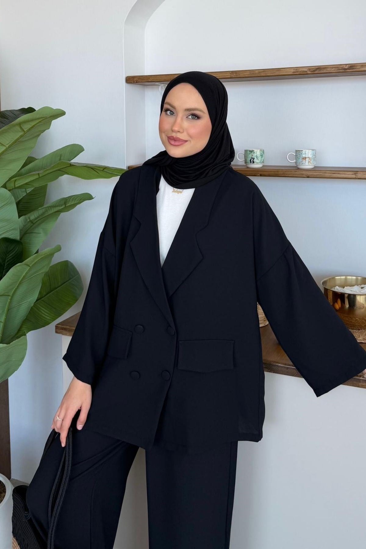 Costume Aura